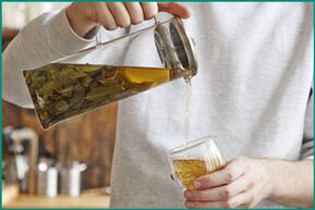 Drinking herbal teas for erectile dysfunction in men
